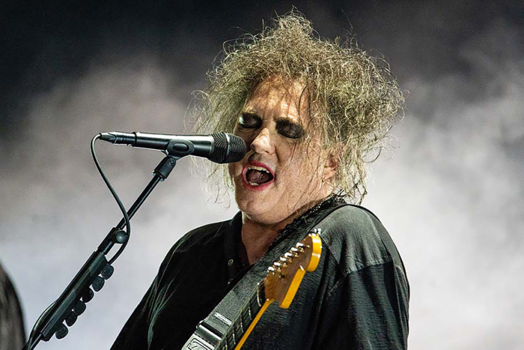 ROBERT SMITH