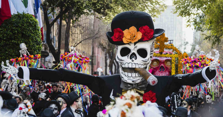 desfile dia muertos catrín