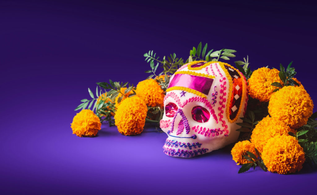 CÓMO CELEBRAR EL TRADICIONAL DÍA DE MUERTOS