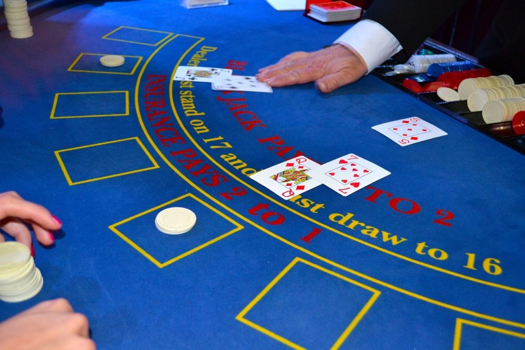 ¿Existe relación entre la psicología y el blackjack?