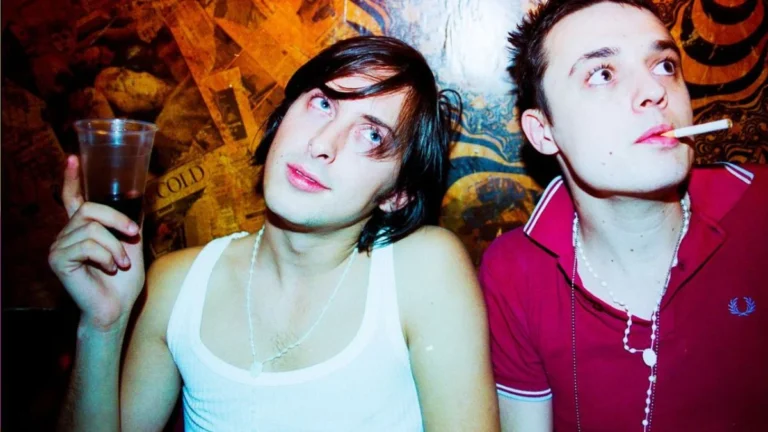 Pete-Doherty-Carl-Barat