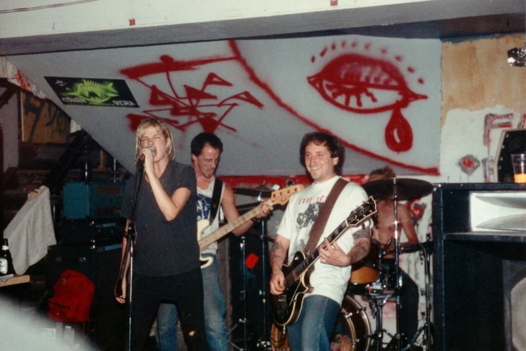 Mia Zapata documental