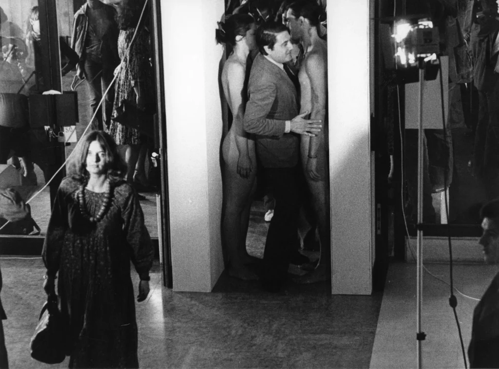 Artistas agredidos en performances